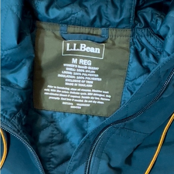L.L. Bean Women's Mountain Classic Anorak Jacket Size Medium - Picture 5 of 8